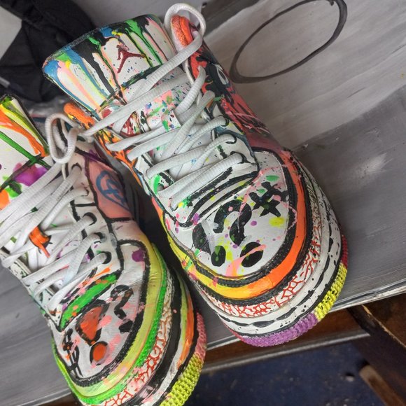 hand painted air force 1s size  7y unisex - Picture 3 of 3